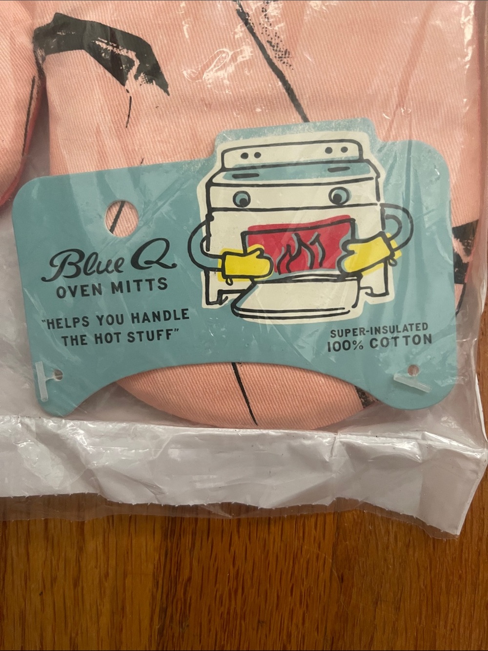 NWT Blue Q Oven Mitt - “B!… I Am The Secret Ingredient” - Picture 5 of 7